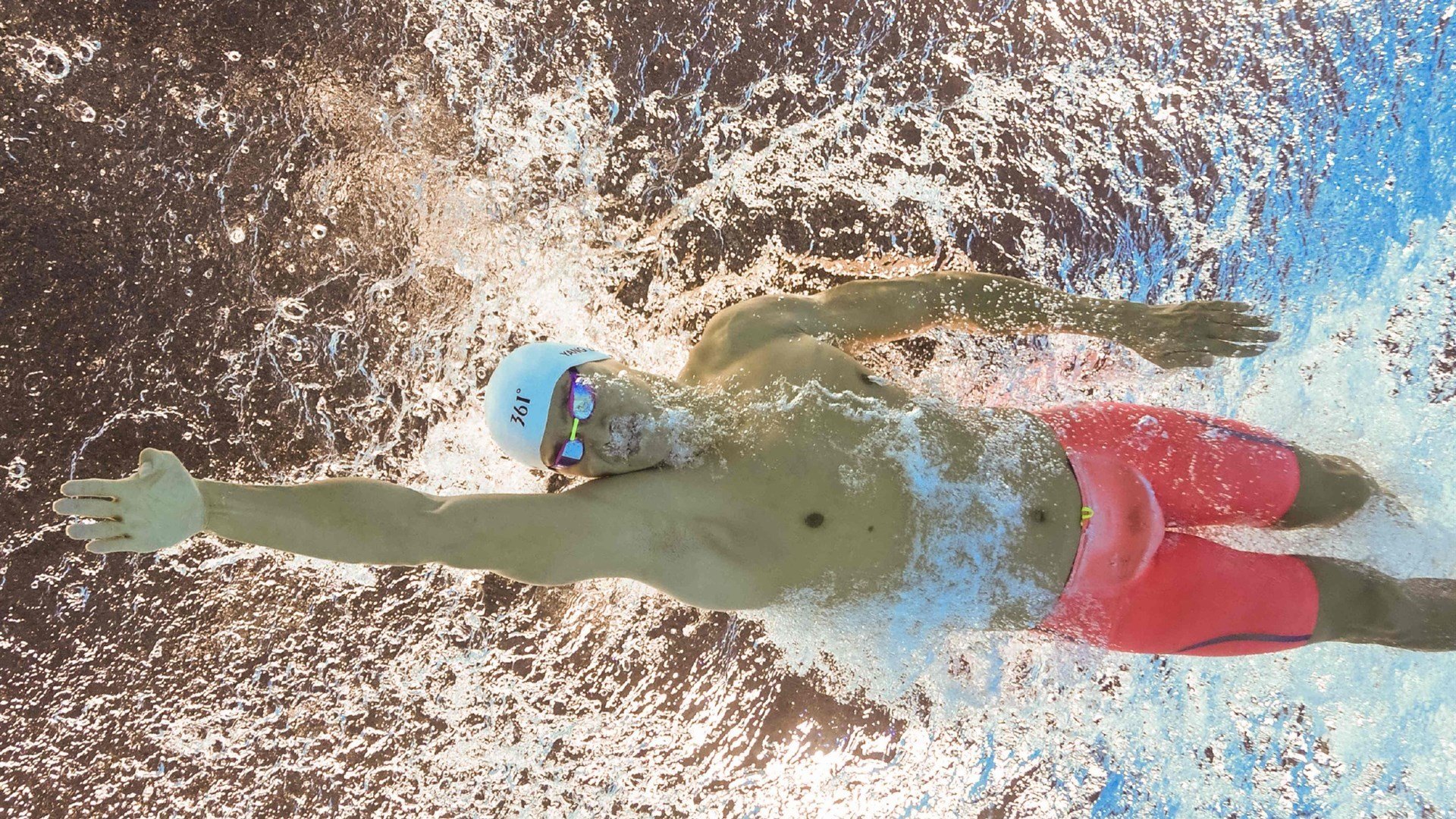 乐鱼电竞在线平台登录入口-CBA多支球队加强球员体能训练，cba球队增加